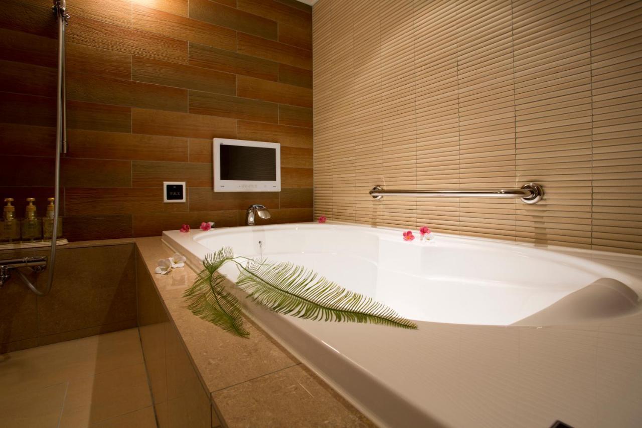 Hotel And Spa Lotus Modern (Adults Only) Kyoto Exterior photo